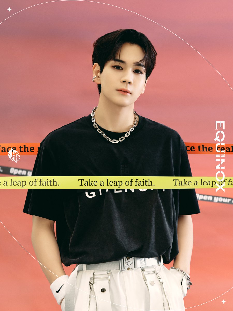 official_jo1's tweet photo. 𝟑𝐑𝐃 𝐀𝐋𝐁𝐔𝐌 < 𝐄𝐐𝐔𝐈𝐍𝐎𝐗 >
2023.9.20 RELEASE

────  ✦  ────
       
      ARTIST PHOTO
　　  豆原一成

──────────

#JO1 #EQUINOX
#豆���一成 #MAMEHARAISSEI https://t.co/m84jtmIKrE