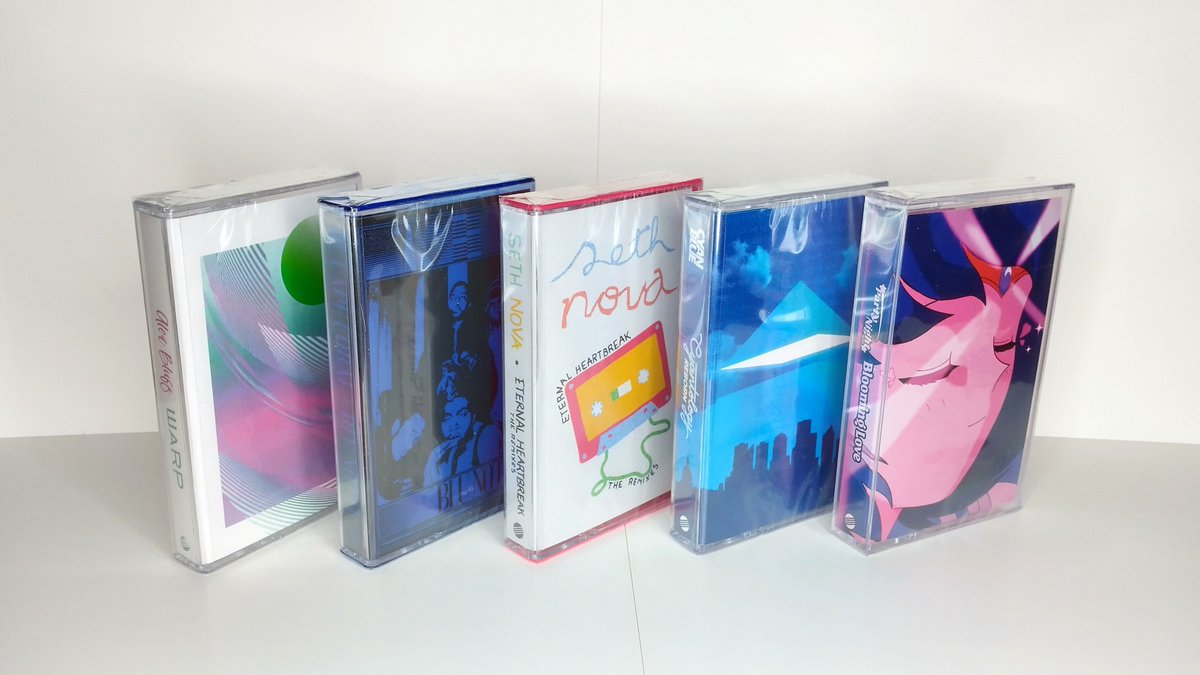 SilvaRymes's tweet image. Back to our regularly scheduled acquisitions with a quintuple cassette release from @bizcasual! It's 'Шarp' by @AleaBluff, 'Blue Notte' by Blue Coral, 'Eternal Heartbreak The Remixes' by @realSethNova, 'Cyantology: Reborn' by @imcyanblue, and 'Blooming Love' by @PartyNight_50! 🎶