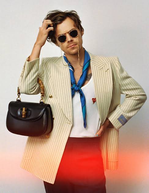rarune01's tweet photo. 【GUCCI オススメアイテム】

ハリー・スタイルズ着用🕺
gucci hahahaジャケットスタイル🧥

#HarryStyles #ハリースタイルズ #gucci
#fashion #ファッション #メンズファッション #メンズコーデ #スタイリスト https://t.co/FCHrUztFfe