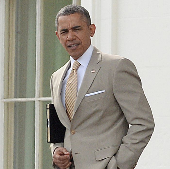 Since the Obama WH is trending, here's a fun fact for the MAGA butthurt factory: No indictments. Not one. Zero. Won BOTH elections. And a Nobel Prize. Rocks a tan suit. Suck on that.