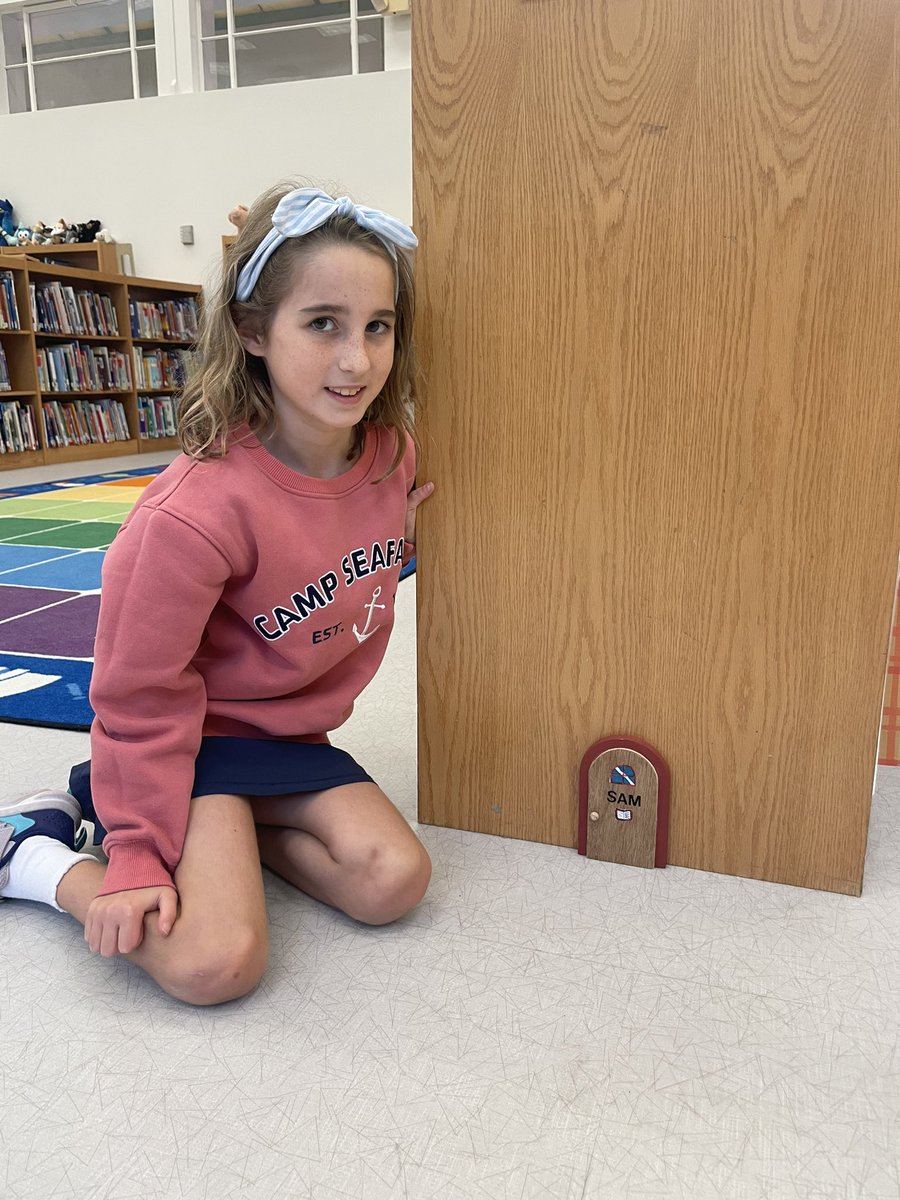 Mrs. Lander tweet media