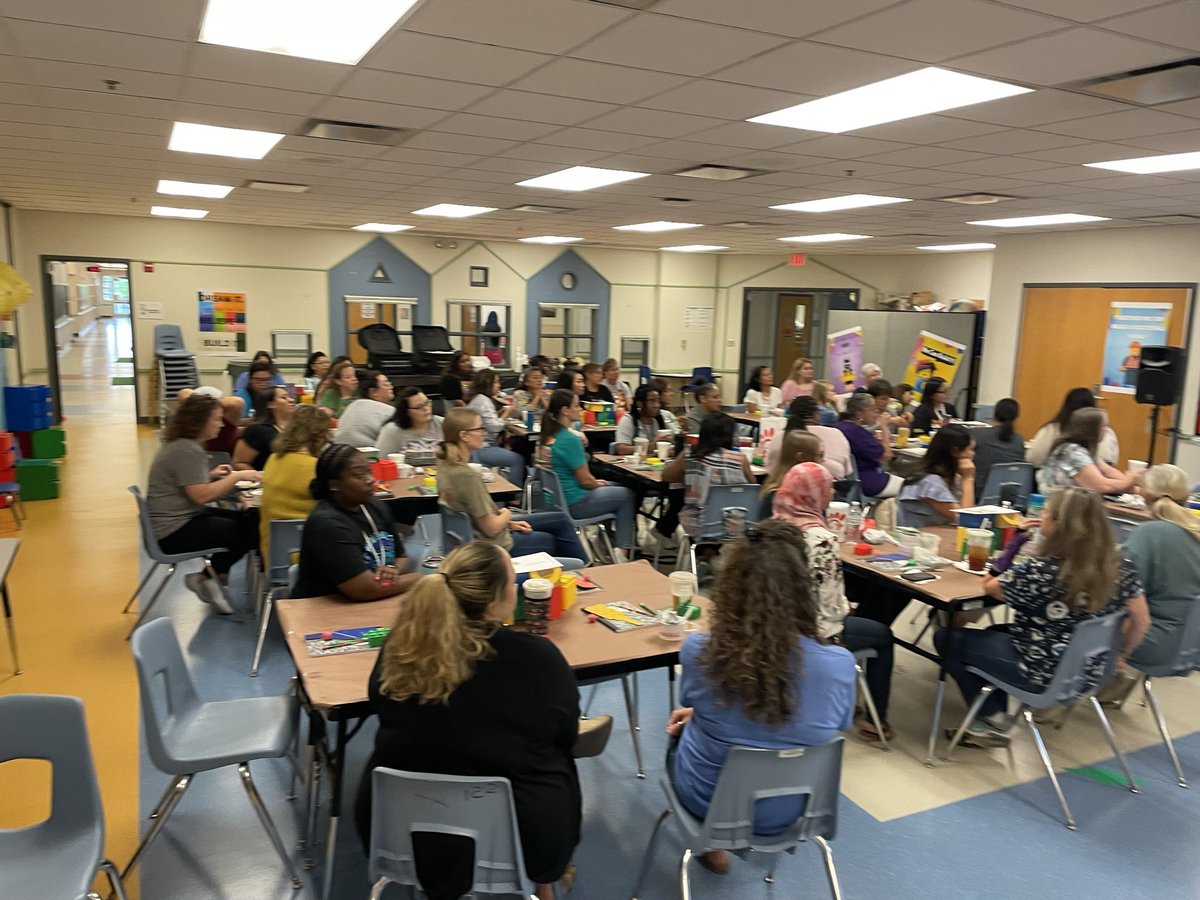 APBoysen's tweet photo. It’s SO GOOD to have the family back together! Today was filled with fellowship, team building, and pledging our collective commitments! #CliftonCan #IrvingISDReimagined @CliftonECS #EverythingisAwesome https://t.co/F0qwuL9qVr