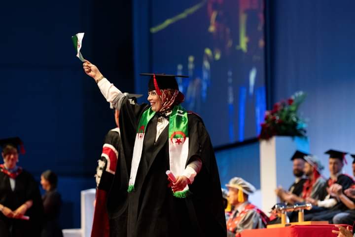 minaBEDJAOUI's tweet photo. As I walk away from Uclan #Lancashire University with a "P.G diploma in #journalism #innovation & #leadership" in hand and memories to last a lifetime,I am excited about the endless possibilities that lie ahead. The skills I learned, and a new family I gained. #Uclan #JILProgram https://t.co/MgQIeYtnbT