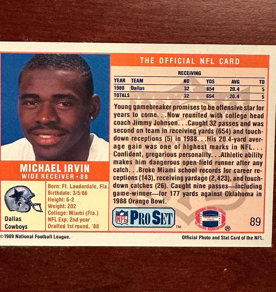 1989 Pro Set Michael Irvin Rookie Card. 49’ers fan growing up but man those Cowboys were something else! Irvin was an absolute beast. #junkwax #michaelirvin #footballcards #cards #footballcard #card #rookiecard #sportscards #sportscard #cowboys #dallascowboys #cardcollector