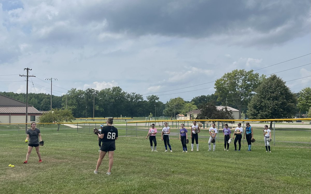 Kelly Zana tweet media