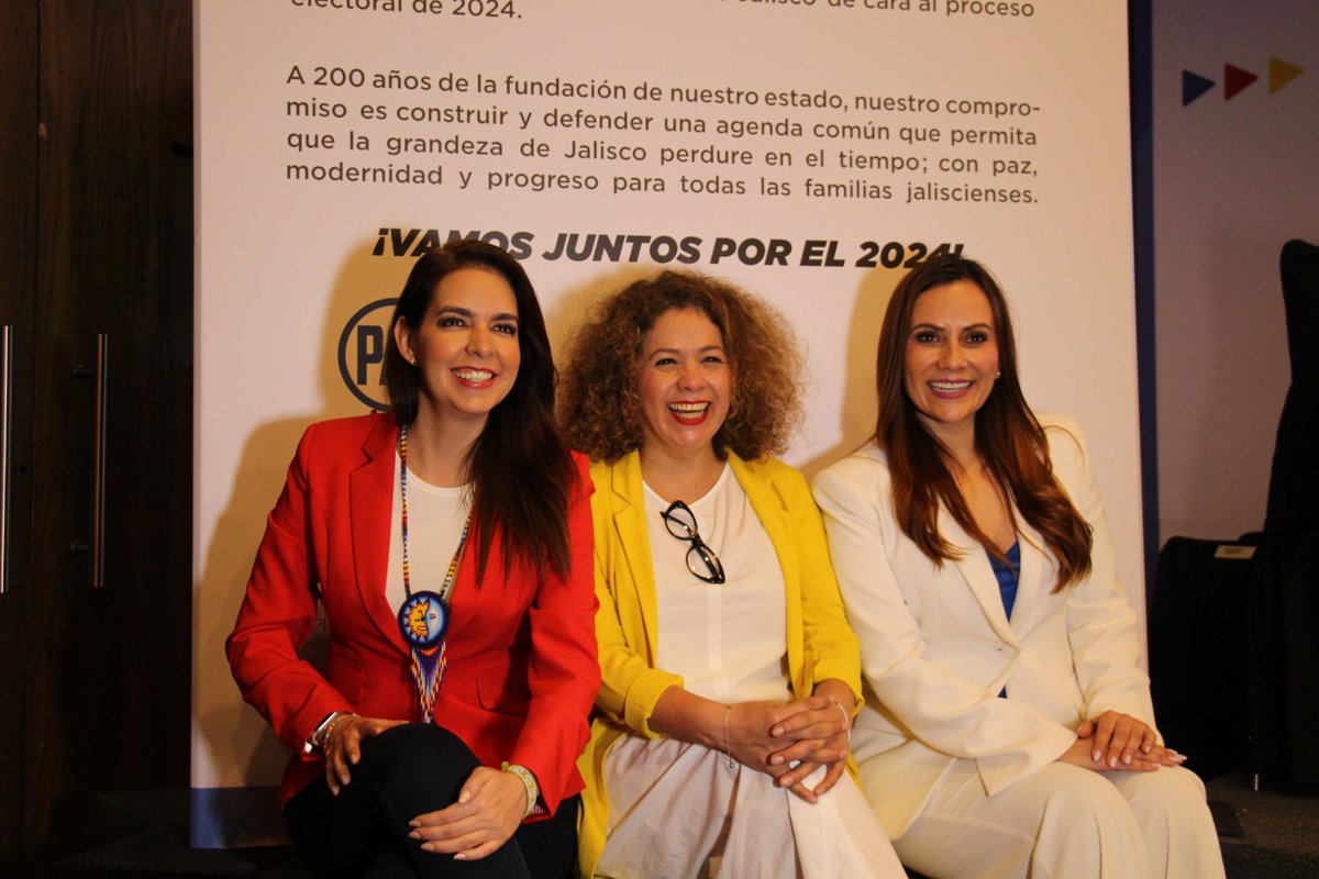 El día de hoy nuestra Presidenta del Comité Estatal, <a href="/juarezmiranda/">Natalia Juárez Miranda</a> junto a las Presidentas del PRI; <a href="/LauHaro/">Laura Haro Ramírez</a> y del PAN; <a href="/dianagoma/">Diana González</a> firmaron el compromiso Va Por Jalisco, por el futuro de las y los jaliscienses de cara al proceso electoral del 2024. 

#VaPorJalisco