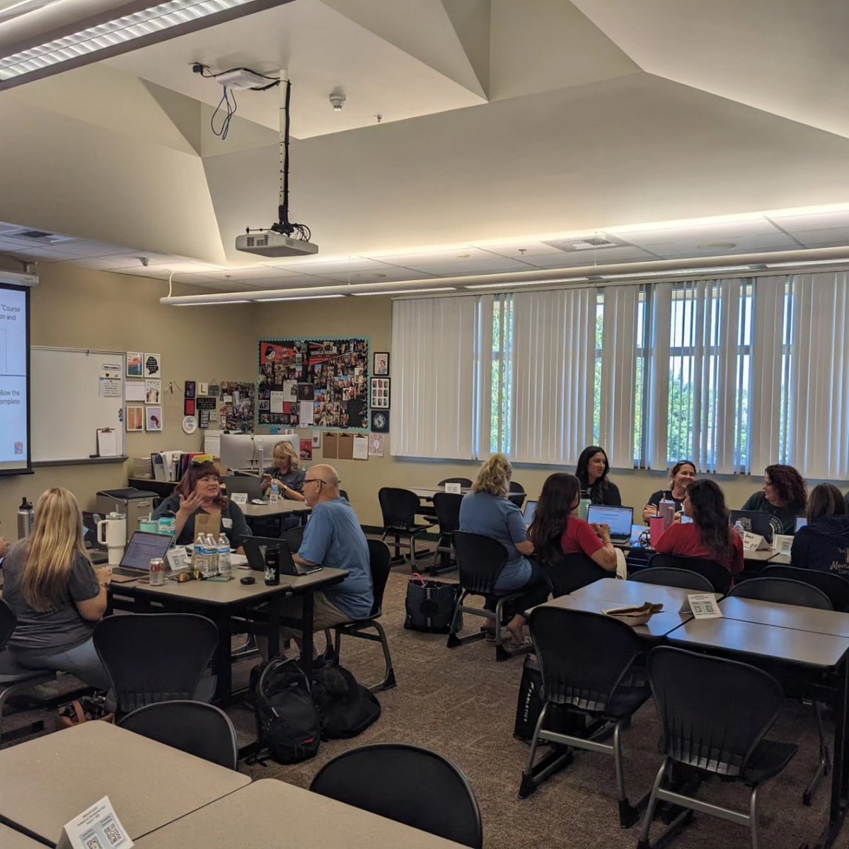 pdRJUHSD tweet media