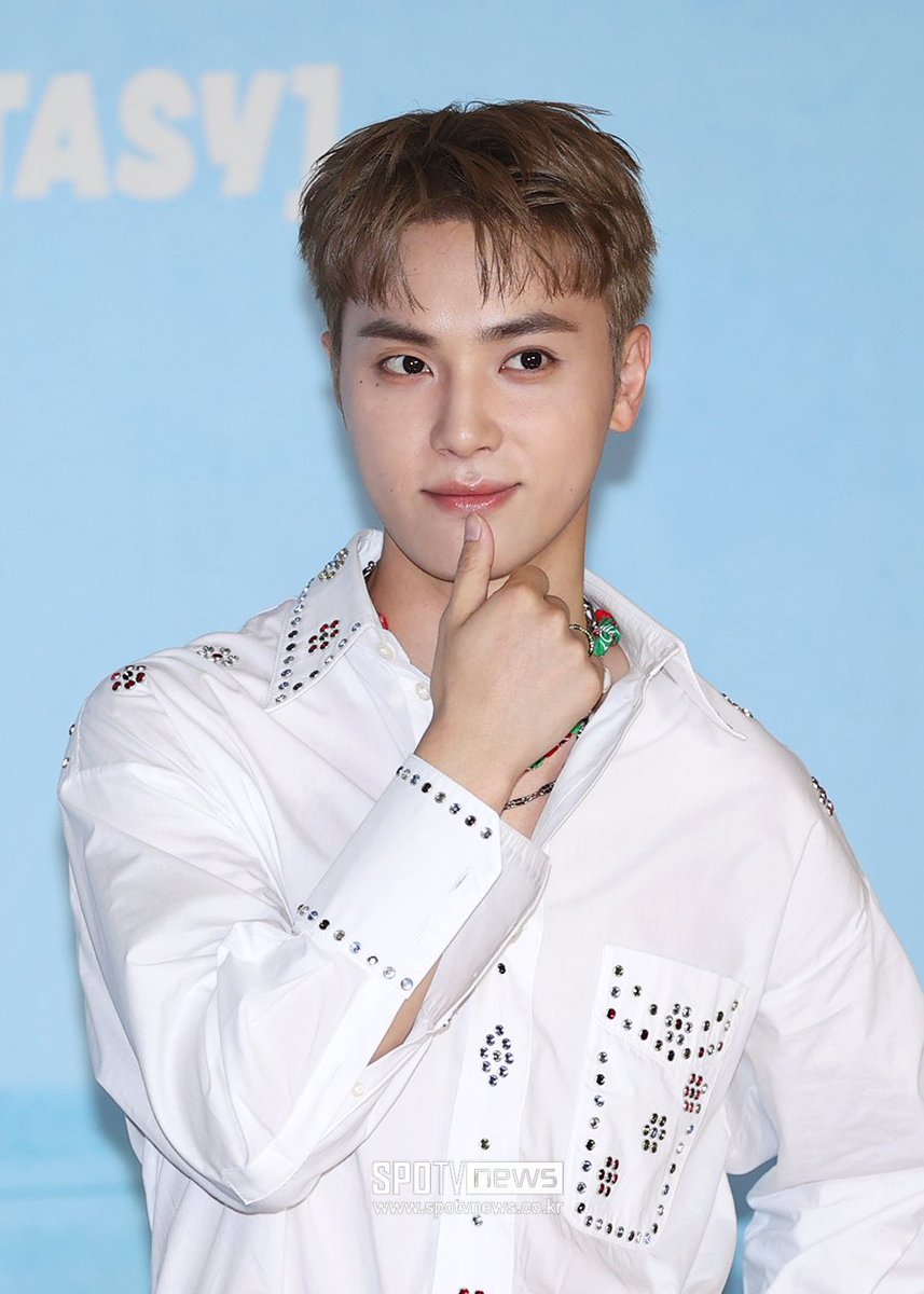 JUHAKNYEON_TH's tweet photo. (📰) NEWS ㅡ 230807 #PHANTASY #LIPGLOSS PRESS CONFERENCE (1)

จูฮักนยอน THE BOYZ 'ดูดีมีเสน่ห์'
🔗 https://t.co/fcEbMibv3G

ไม่ใช่ทั้งเกรด 1 เกรด 2 หรือ เกรด 3 แต่เป็น 'จูฮักนยอน'
🔗 https://t.co/foTIiK4o8x

จูฮักนยอน THE BOYZ 'รอยยิ้มอันสดใส'
🔗 https://t.co/CjpmmrmE6J

จูฮักนยอน THE BOYZ 'ใจเต้นตึกตัก'
🔗 https://t.co/Wc2KtzF9W4

#THEBOYZ #더보이즈 #주학년
