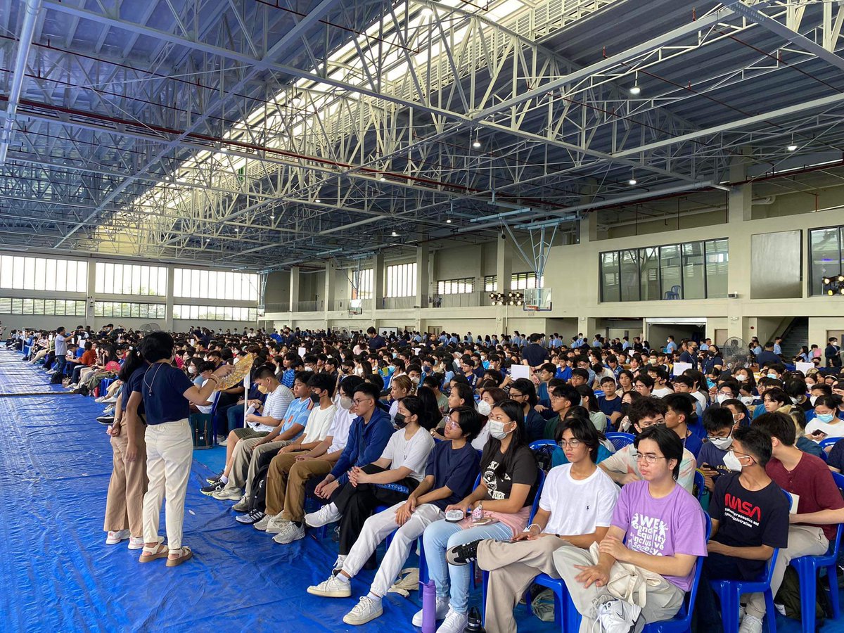 HiLitesASHS's tweet photo. HAPPENING NOW: The opening program for this year’s Schola Brevis has now commenced.

Photos by Lex Argano https://t.co/N0IgYUJtEO
