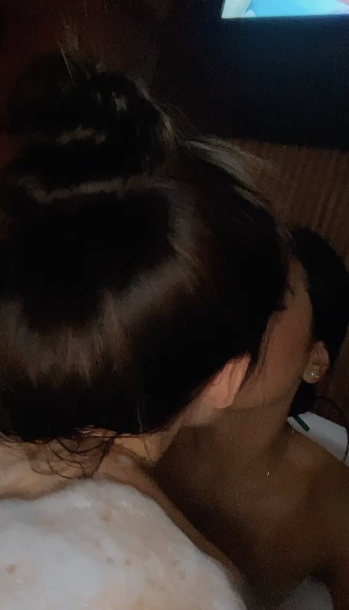 duh_Labrin's tweet photo. date que eu estou precisando 🤯🤤❤️ https://t.co/eGb4mhDED7