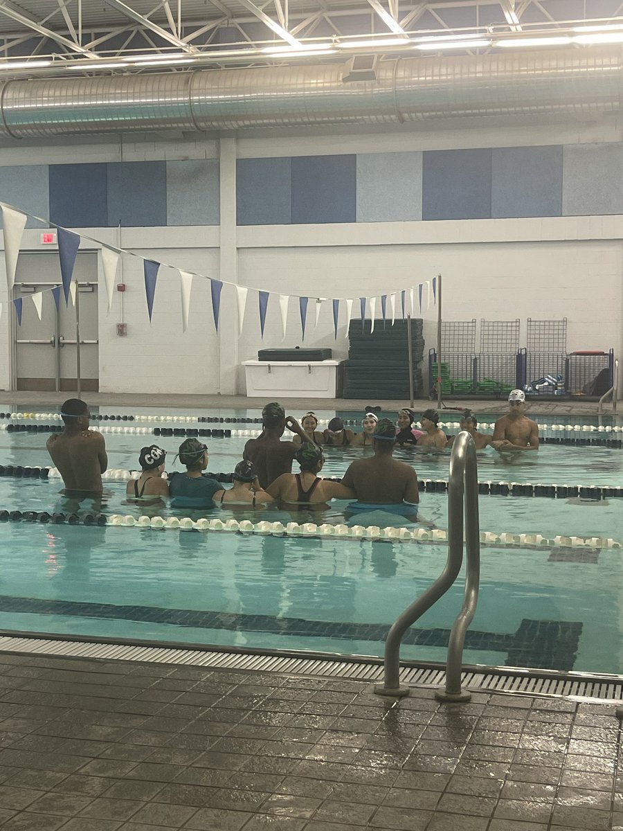 BerknerSwim's tweet photo. A little red rover to end practice today!! #workhardplayhard @KristinSlaight @AmberHohmanRLA @RAMS_BBC https://t.co/pzzGGqrEue