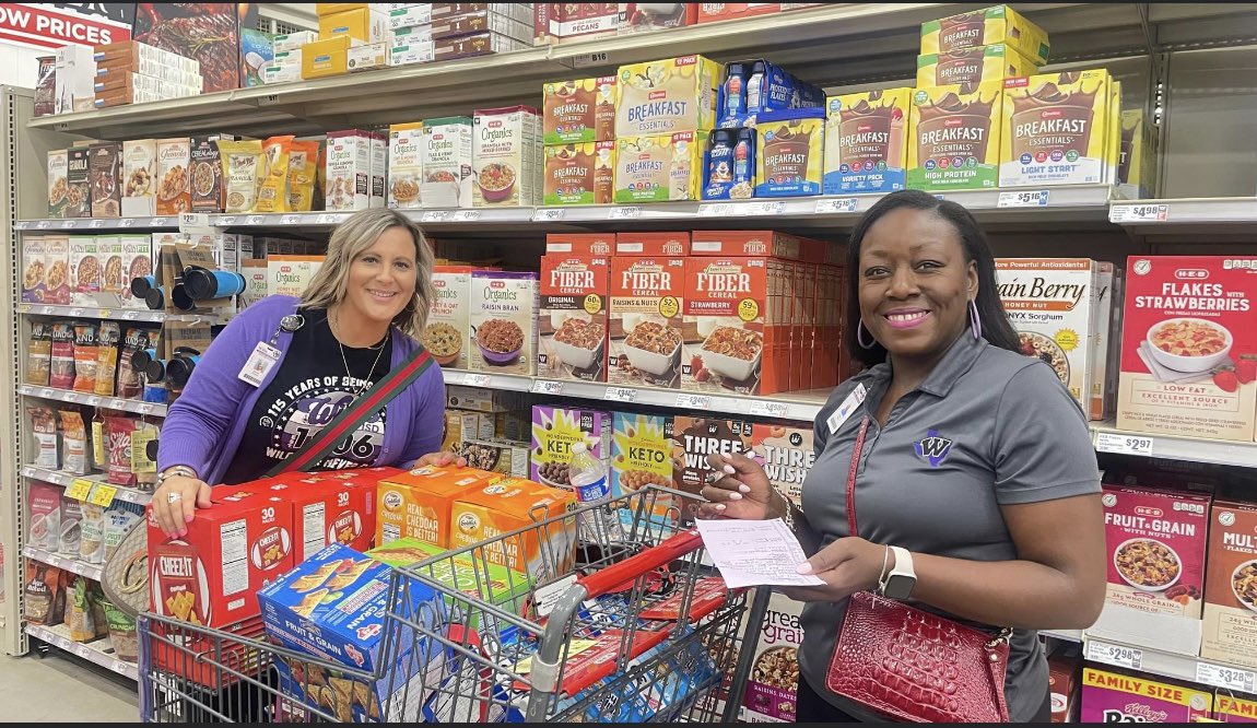 JamesAnd54's tweet photo. What a great day! We got to celebrate our @WillisSchools by gifting a shopping spree to each campus again this year! Fun to see everyone having fun in your @heb Willis!  What a great community to be a part of! @WillisisdF @Willis_HS_TX @WISDBrabham @CoachJGlenn @SaraGoolsby1 https://t.co/5loxncKLM8
