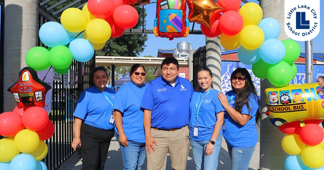 Paddison_ES's tweet photo. Shoutout to our amazing Family Resource Center at #LLCSD!✨ They are going above and beyond to support families with an incredible Back to School Supplies Fair! 🎒📚

Thank you to our incredible partners:
@cityofsfs
@bgcofwhittier
@lionsclubs
@thinktogether

#PaddisonES https://t.co/dUcFGZ9K41