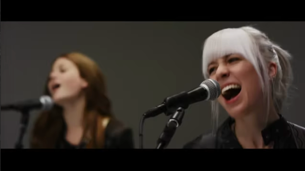 Global_Music_TV's tweet photo. https://t.co/BUPyHyxQvm's favorite music video replay is of the fabulous @LarkinPoe and their music videos for their songs Look Away, Don't, Preachin' Blues and Honey Honey. Watch here: https://t.co/VS7xKF6hBl https://t.co/7kbGYGlbHl