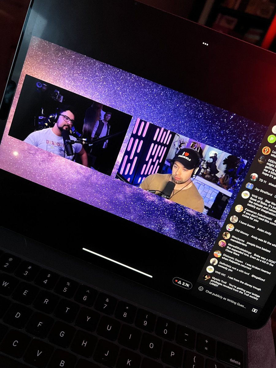 WritingQuest's tweet image. Chillin with #nerdtheory tonight. Great conversation happening. 

@TheDenofNerds @realswtheory #StarWars #starwarstheory