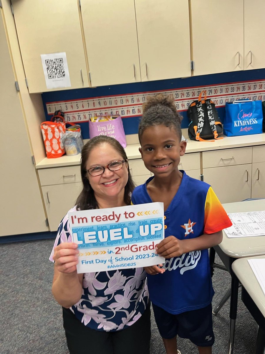 The boys met their teachers tonight and everyone is ready for school! #AlvinISDB2S <a href="/AlvinISD/">Alvin ISD</a>