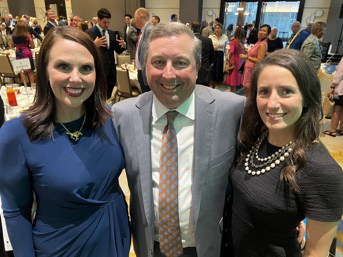 Congratulations <a href="/KyChamber/">Kentucky Chamber</a> board member <a href="/tcperry/">Chris Perry</a> on another great annual <a href="/KyElectricCoops/">Kentucky Electric Cooperatives</a> annual dinner! <a href="/KateShanksKY/">Kate Shanks</a>