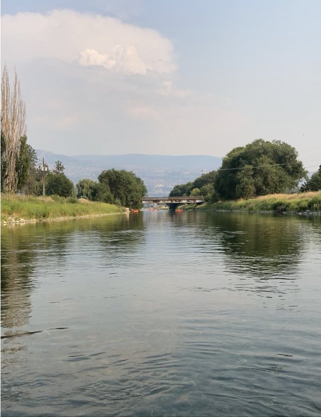 lilosmi's tweet image. #PentictonCanal #Lazyriverfloat 😉😚🩵