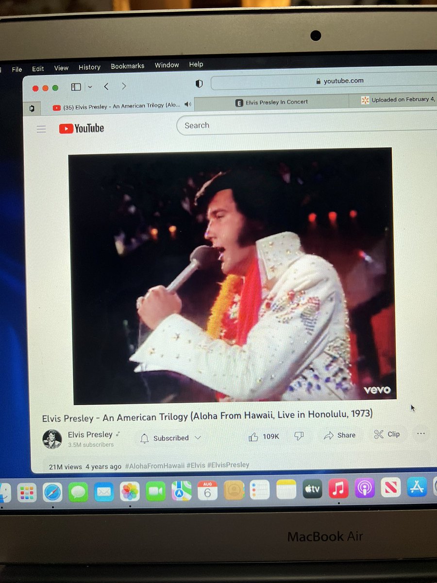 Me: I should study for my final. Also me: Let’s watch this video for the 100th time. #adhd #alohafromhawaii #elvispresley