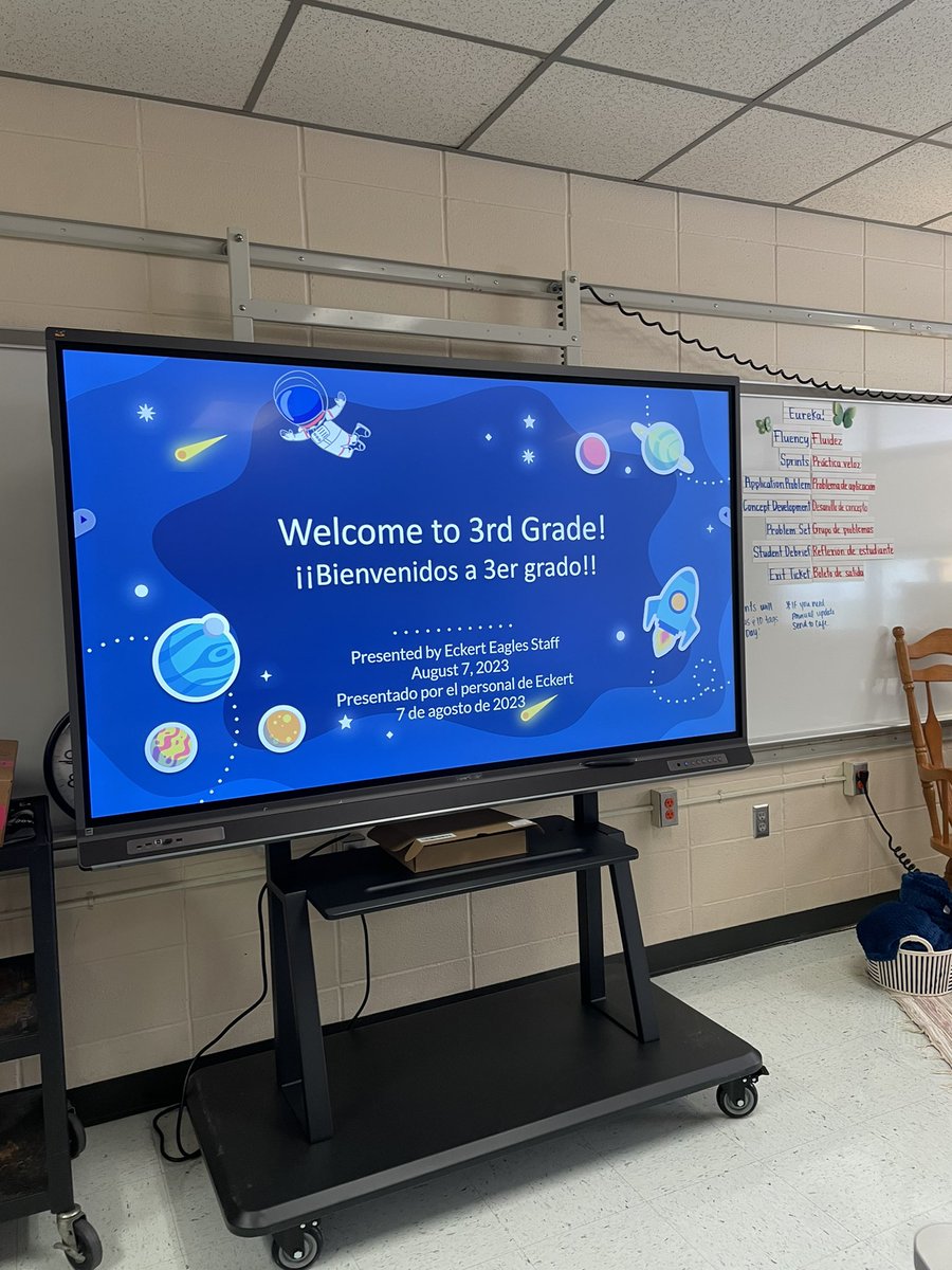 ¡El futuro del mundo está en MI CLASE!🚀✨ first meet the teacher was a success🫶 so excited for third grade!