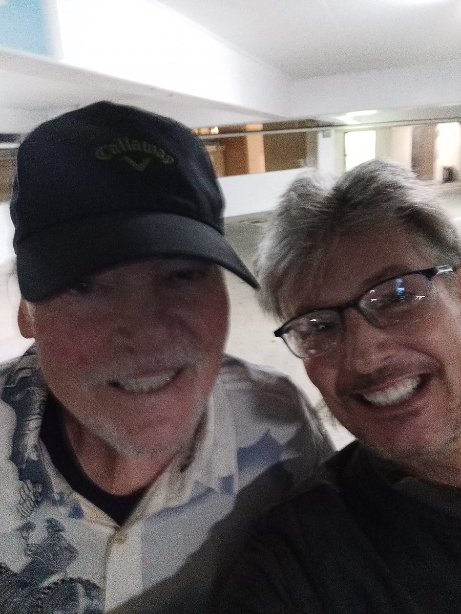 miketimpson's tweet photo. Helping Stacy Keach find his car in the parking structure at The Grove.
(I thought he'd be a better detective)
#MikeHammer
#NewSideKick
#NewDynamicDuo
#NewShow
#FightingCrimeWithKeach
#KeachAndTheKid
#PrivateDickAndTheDick
#LawAndOrderSpecialParkingStructureUnit https://t.co/nrZuRiNqQc