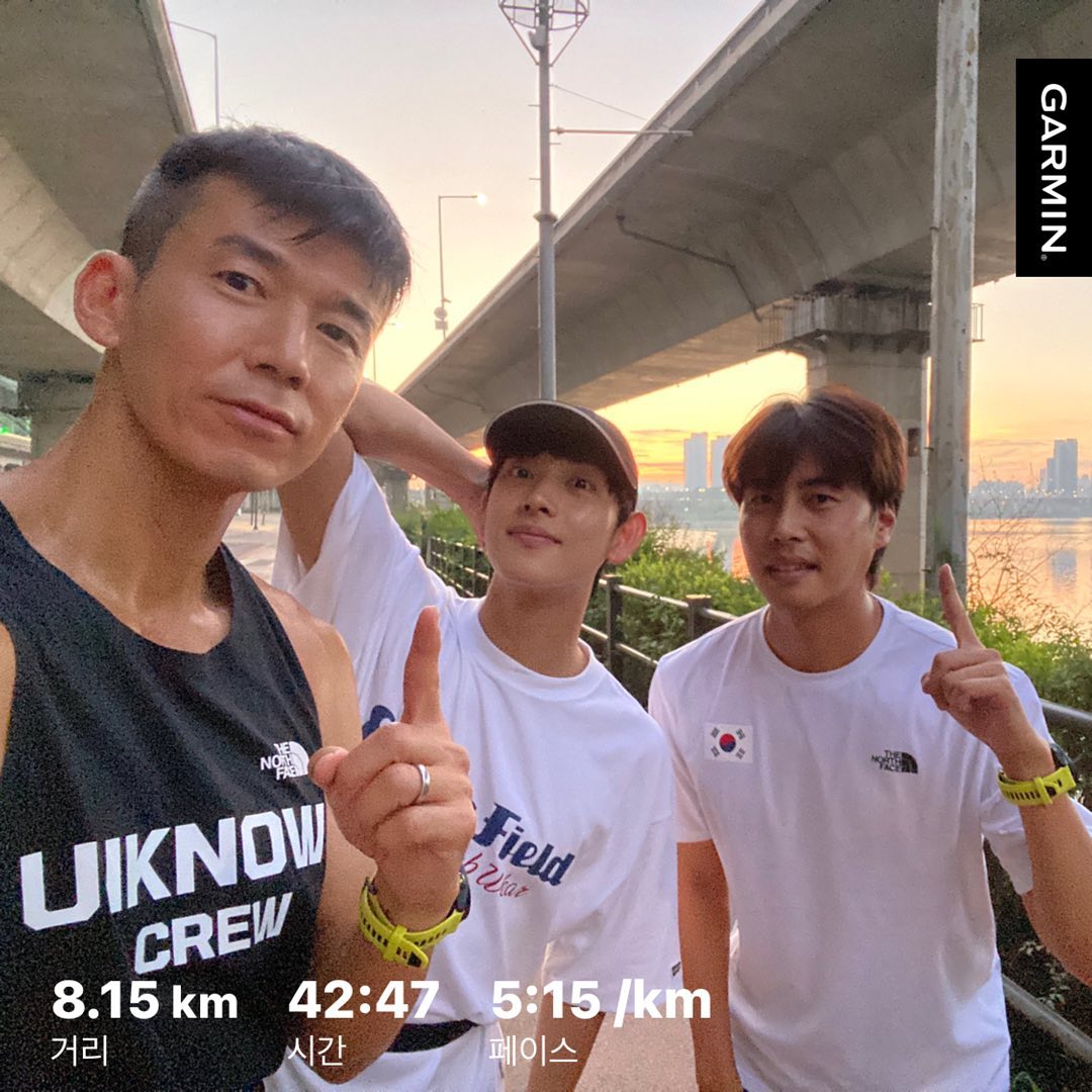 ebbets_field's tweet photo. #임시완 #이벳필드 #EBFD #EBBETSFIELD
임시완님  '쿨코튼 베이직 로고 반팔 티셔츠 화이트' 착용하셨습니다.😍🤩😘
https://t.co/8u3VJapOoE https://t.co/CtuBSKxNE6