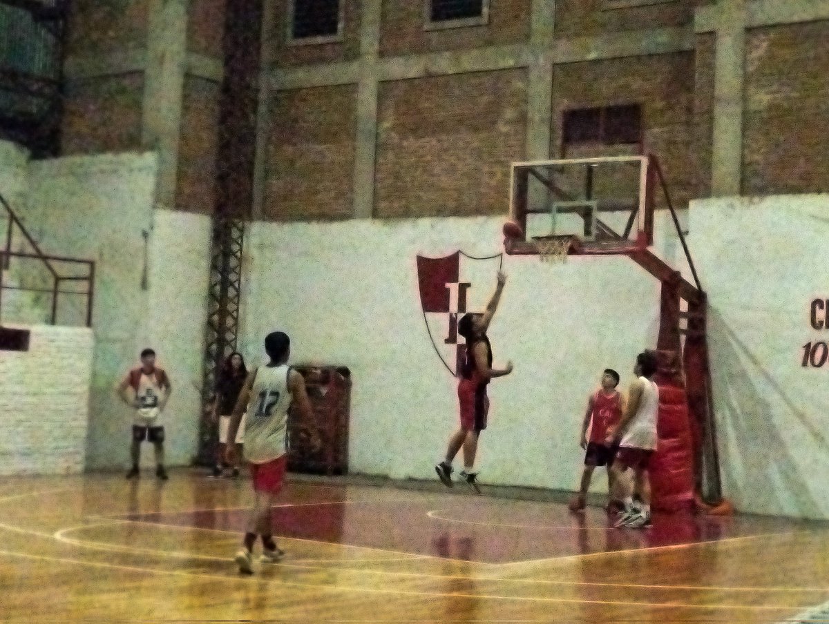 CAITucuman's tweet photo. #Primera | Nuestro plantel se prepara bajo la ordenes del profesor René Sánchez de cara al debut del torneo de primera de la Federación de Básquet de Tucumán.
#RojoTucumano #DaleRojo👹 #FBPT https://t.co/jy2LMtAjjs