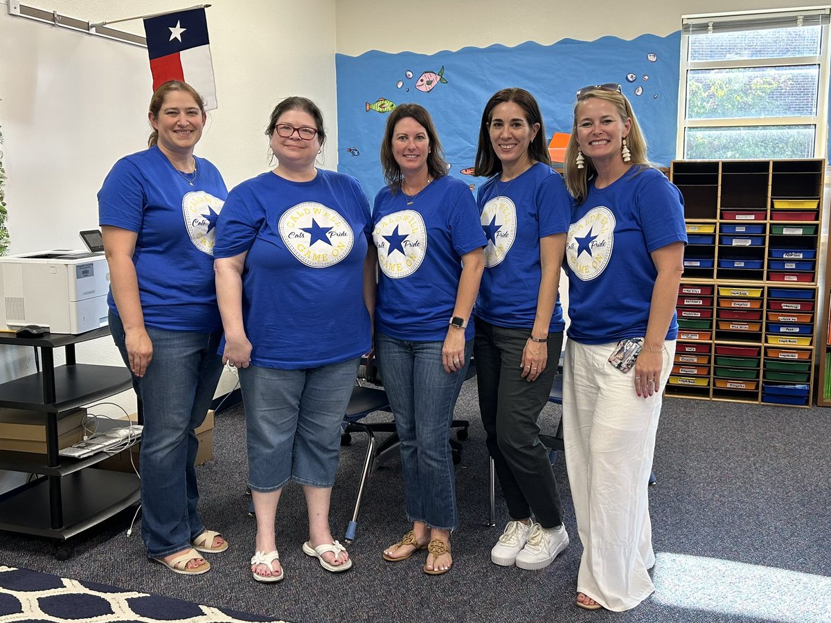 Our Special Populations Team loved seeing our Caldwell Cats back at school tonight for Meet the Teacher! 💙💛💙
#WeAreMcKinney
#EveryStudentEveryDay
#CaldwellCatsPride
#WeAreCaldwell
#YouBelongInMISD
#MyMISD
#SomosCaldwell
#TupertenecesenMISD