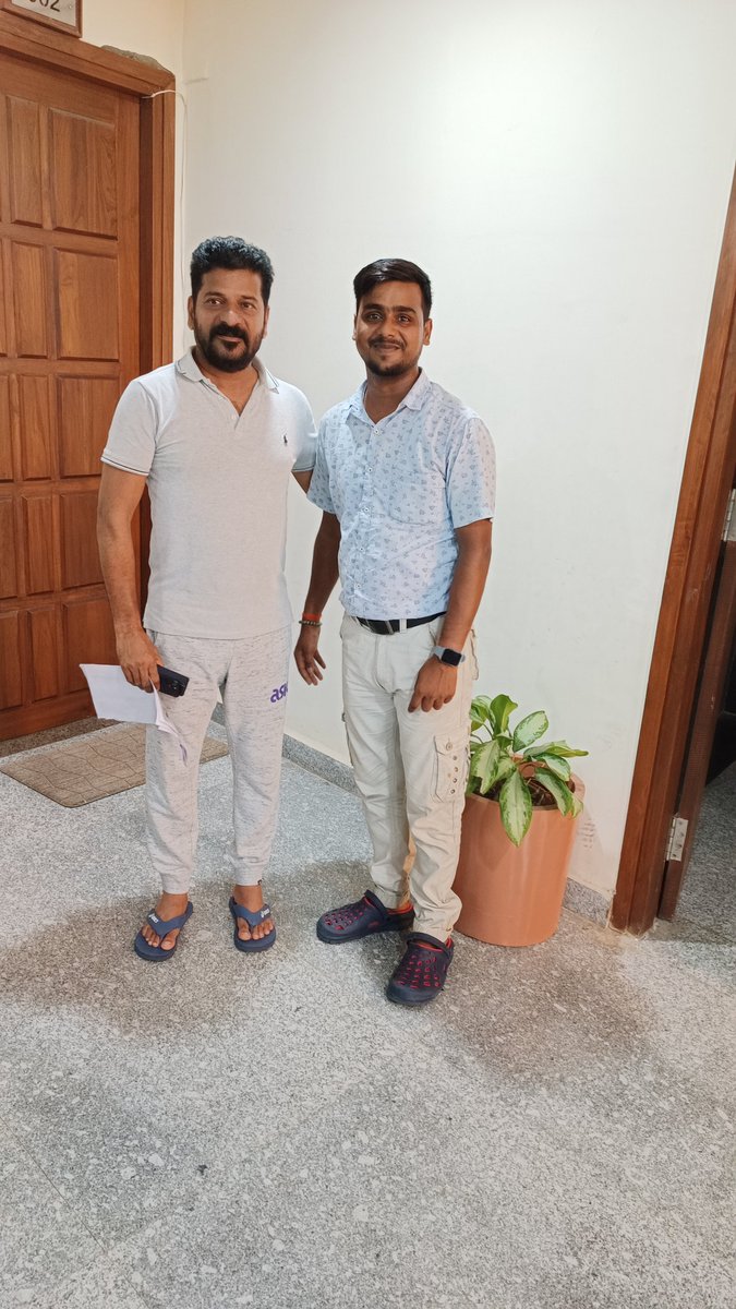 We meet Hounarable parlament member Shri <a href="/revanth_anumula/">Revanth Reddy</a> sir ..and explain our 109 batch candidates issues..