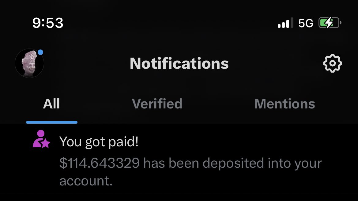 Pelabur_Bijak's tweet photo. Thanks Elon 

Tweet pun dah boleh dapat duit 📈

Buat video tiktok tak dapat duit 😂
Kena minta sedekah gift 🎁 https://t.co/QDXV9FCPoR
