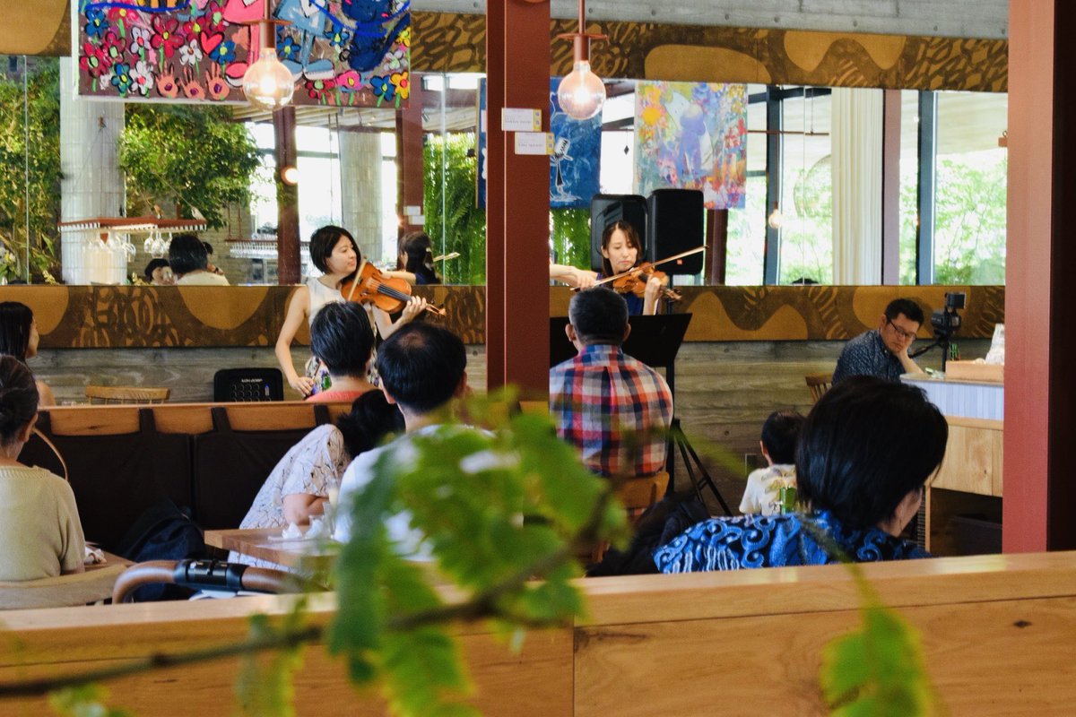 8月5日EATGOODPLACEのモーニングコンサートにお越し頂きましたお客様、お世話になりましたスタッフの方々、本当にありがとうございました✨旧友の友清麻樹子さんの素敵な企画に、大好きな藤崎美乃さんと一緒に演奏させて頂いた幸せの詰まった時間でした🍀イギリスをテーマにしたお食事も最高でした✨