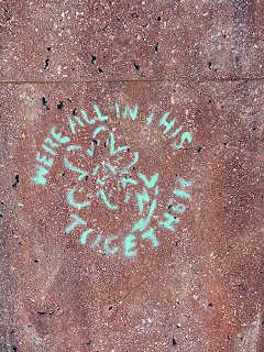 LydiaCLee's tweet photo. Street Art around Launceston https://t.co/tuP2mOcKK8  #Therandom #AwwMondays https://t.co/GYWuNGz5py