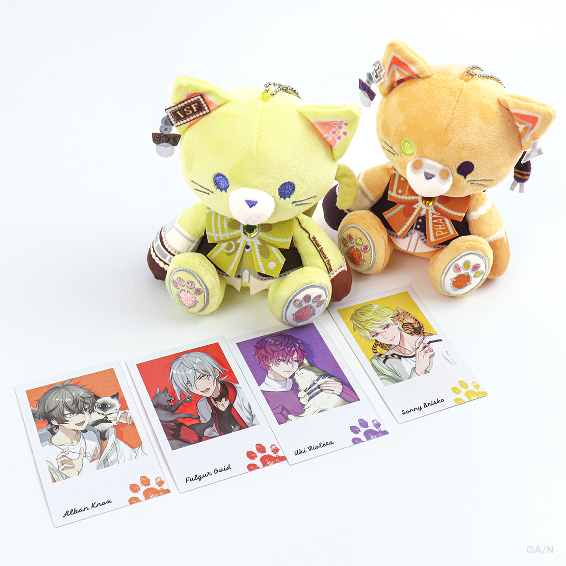 【Noctyx with Cat merch intro-1】

Introducing the #Noctyx "Acrylic Stand," "2 Badges Set," &amp; "Random Snapshot Card" – a trifecta of cuteness overload!🐈💖
Come and grab these purr-fect treasures now!🐾

🕚Sale starts:
Aug 8 (Tue), 19:00 PDT

🔻Store:
nijisanji-store.com/collections/no…