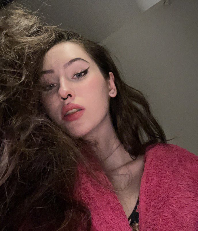 linktr.ee/anastasiia_mut
Good night 😈