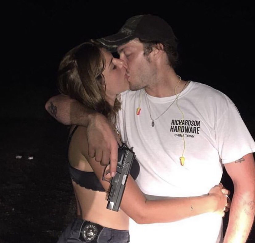 bronzeageshawty's tweet photo. Jack Donoghue is the rise of the working-class lowbie tier male that exudes the masculinity that women want. He has low social status but pulls high-value “cool” women because he embodies what the men in their social spheres lack. Rise of the quirked up white boy ❤️‍🔥 https://t.co/FQHUqMRd35