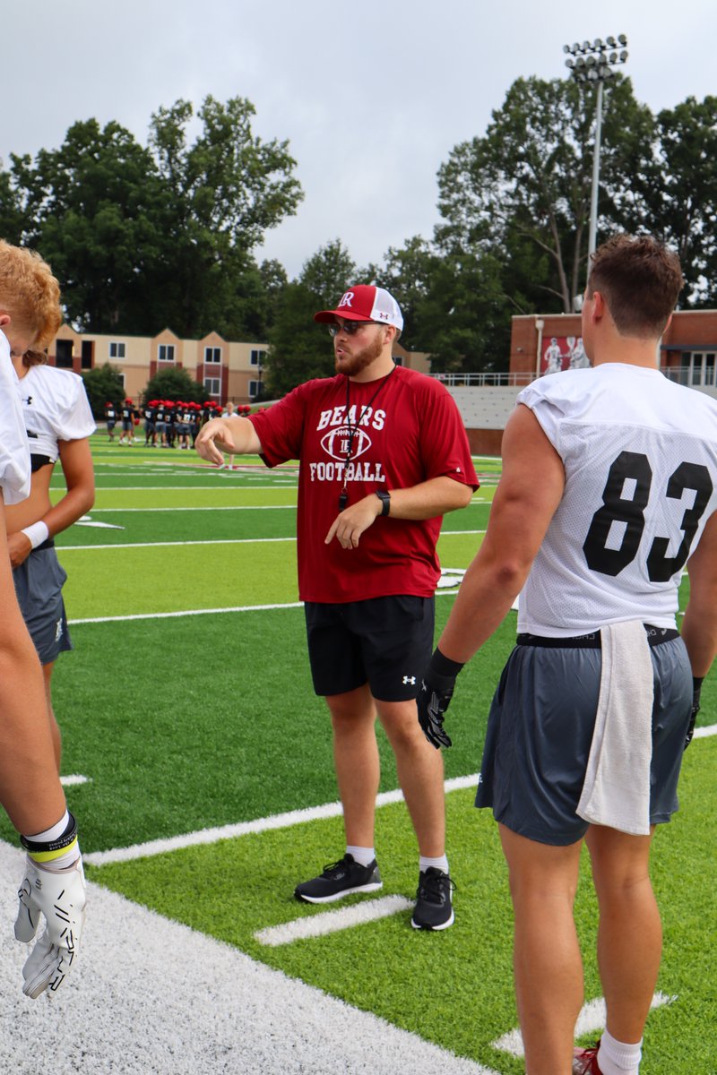 Putting in the work on the first day of camp. Football is back! #gobears 🧱🐻🧱