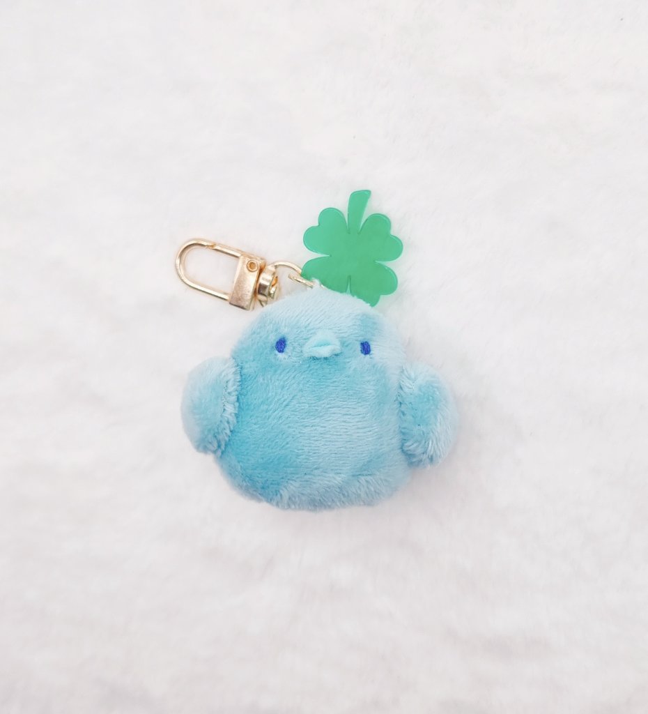 수능 D-100일! 수험생 여러분들에게 앞으로 작은 행운이 함께 하길 기원 하면서 RT 이벤트 열어봅니다. 9일 22시까지 RT 주신 분 중 한분께 하눈+네잎클로버 키링 인형 3종 중 1개를 랜덤으로 보내드립니다!