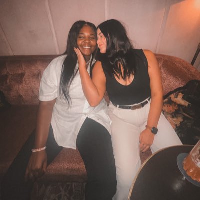 laurennv14's tweet photo. #NewProfilePic https://t.co/wqBCgdMSml