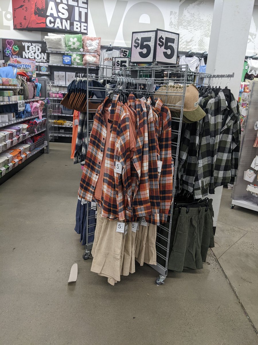 ChickadeeDeals's tweet photo. #Fall #Squishmallows at #FiveBelow 
(Plus some pretty cute fall #plaid) https://t.co/M9H7HVF7EJ
