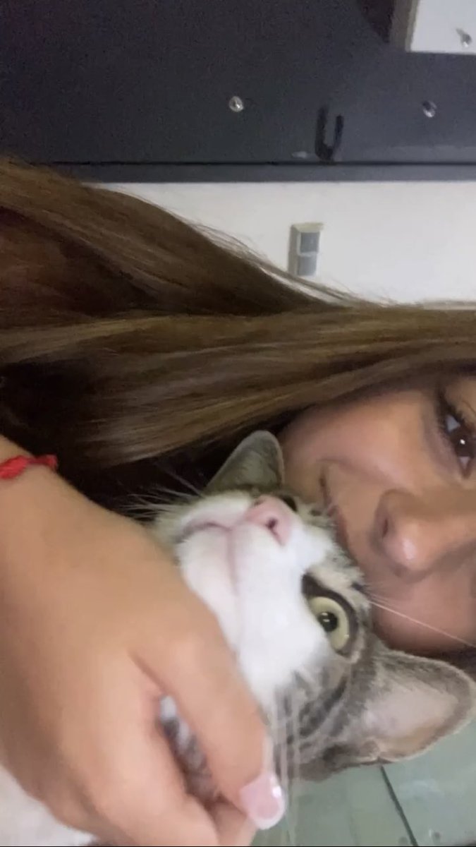 sofiaa_moraa's tweet photo. @dominguueezz https://t.co/3mAjCjHhCz