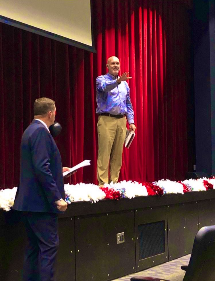 laffoon_jon's tweet image. Great morning @farmcards as we welcomed our awesome staff! We are looking forward to 2023-24! Thank you to @KincoBuilds &amp;amp; @ArvestBank for providing breakfast &amp;amp; lunch. Thanks Steve Roberts for helping us realize #AttitudeMatters &amp;amp; #Perseverancepaysoff! #Cardstudentsareworthit