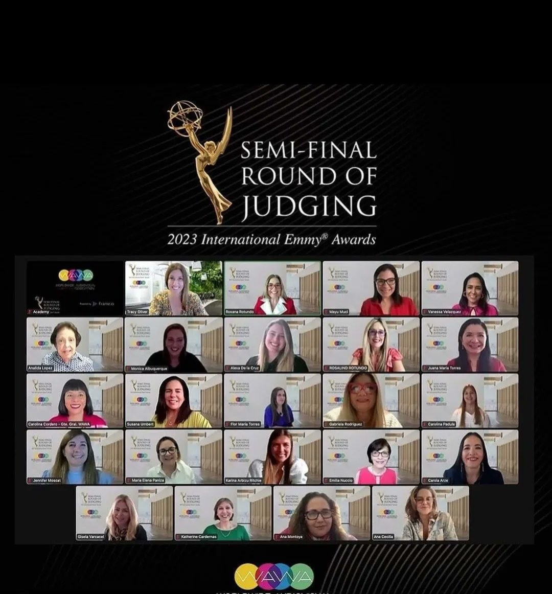 flormatvecuador's tweet photo. 31 años de hacer TV ser juradode los EmmyInternationalAwards el mayor honorenmi carrera experiencia única e inolvidable  que tendrá su cierre en noviembre en la Gala en New York gracias  @WorldwideWawa @RoxanaRotundo a mi familia y a mi padre que desde el cielo comparte laalegría https://t.co/IML7mduTEC
