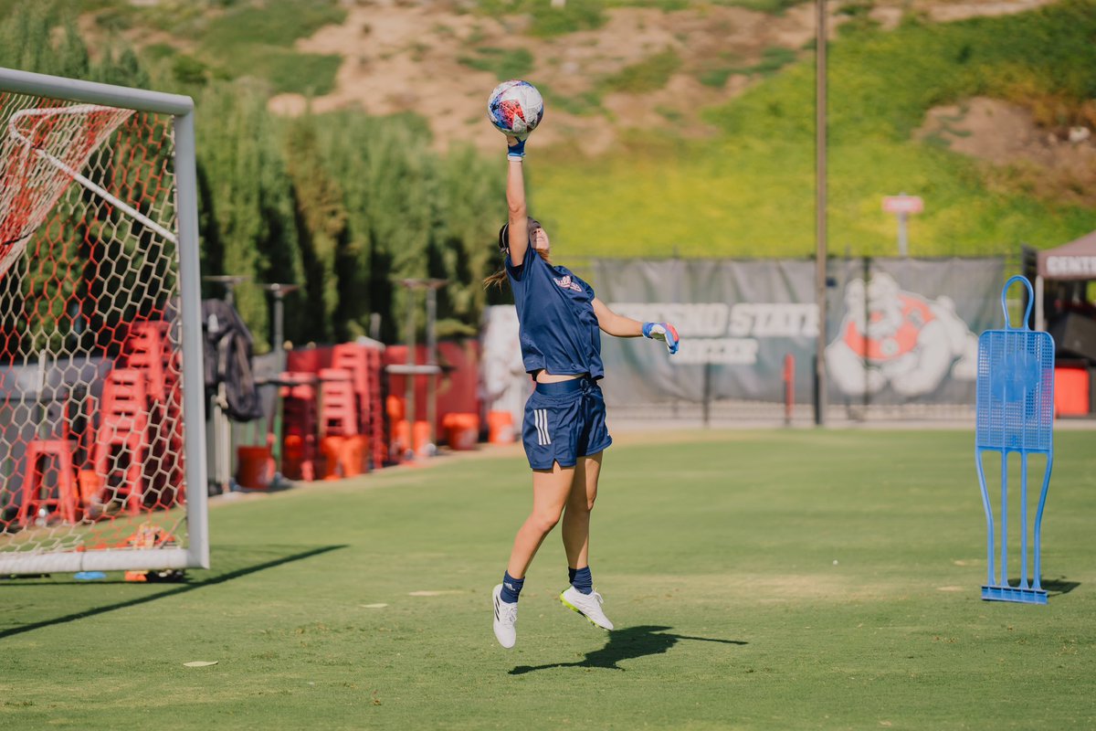 FresnoStateWSOC's tweet photo. Game week. Prepping for #1. https://t.co/LXt5hrpd3c
