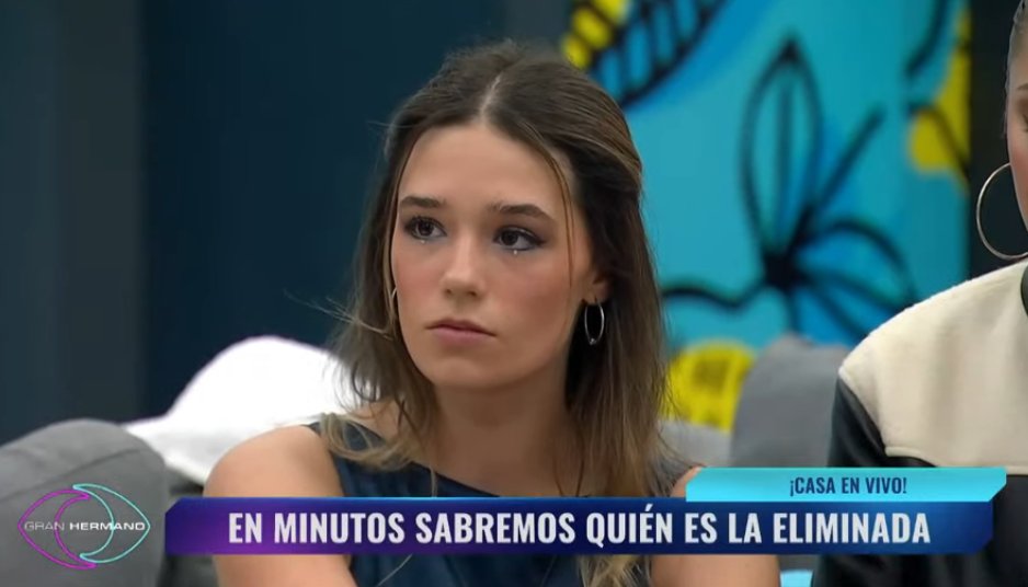 softisimaa's tweet photo. nunca vas a ver a un cuico más enojado que cuando les dicen que están discriminando, cuando efectivamente lo están haciendo #GranHermanoCHV https://t.co/98owCxTGTa