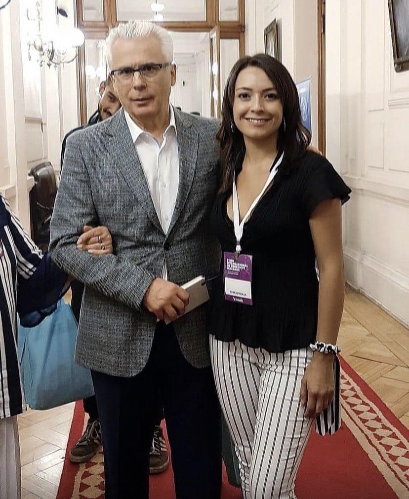 Dios los crea y el Diablo los junta...y vamos a pagar por traerlo.