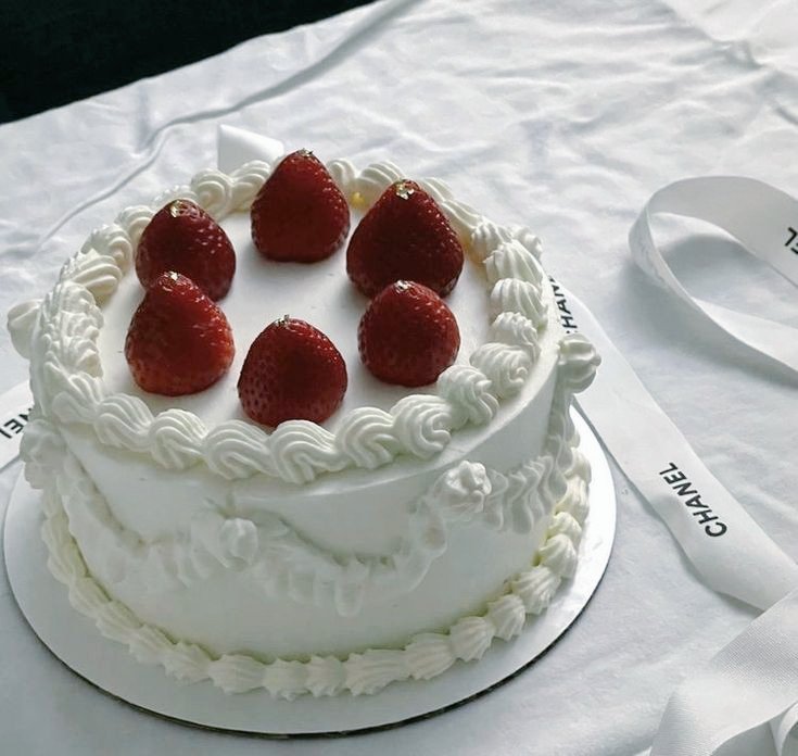 ⠀

⌧　✚ steven.⠀ posted:

　HBD to me. 🎂🥳

⠀