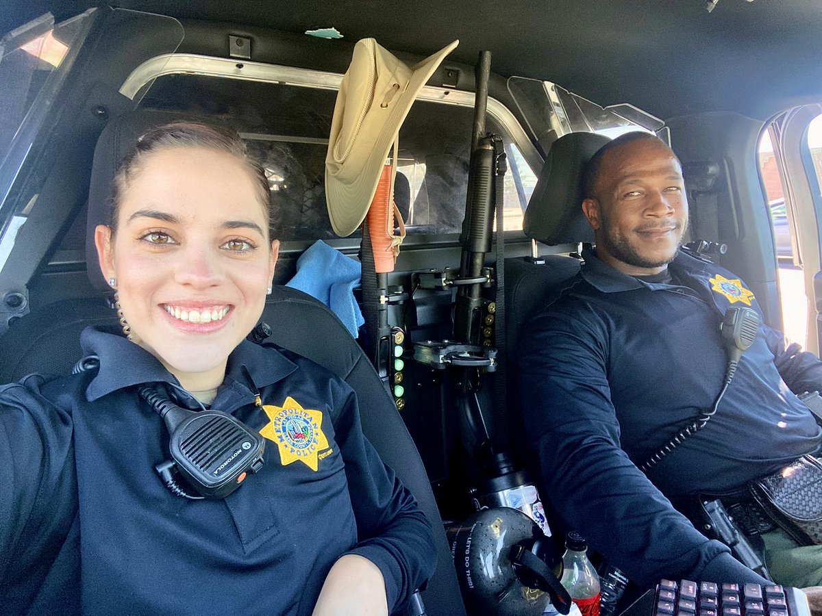 LVMPDBAC's tweet photo. It was a busy weekend full of events, but Bolden Officers Clapp & Johnson were there to spend quality time with our citizens & work on their chess skills while they were at it. Thank you for giving our Officers a refresher! โ๏ธ
#BoldenPride #BACBestAreaCommand #LVMPD https://t.co/l70scBmcZS