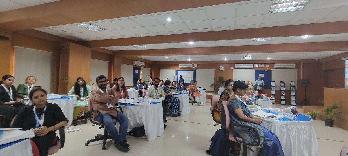 Mathur_Roli's tweet photo. Day 1 saw talks, panel discussions, opportunities to share research experiences, case study exercises focussing on Ethical aspects of #CHIS #CHIMS #ControlledHumanInfectionStudies and #CommunityEngagement #CommunityEmpowerment https://t.co/zxOKlm0jRs