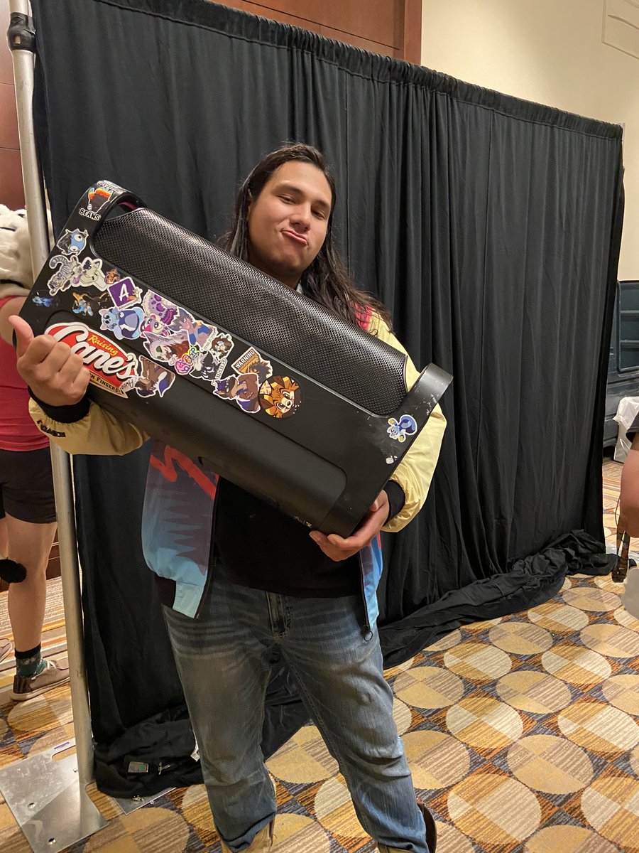 LizzyBoi - Elevator Dj tweet media