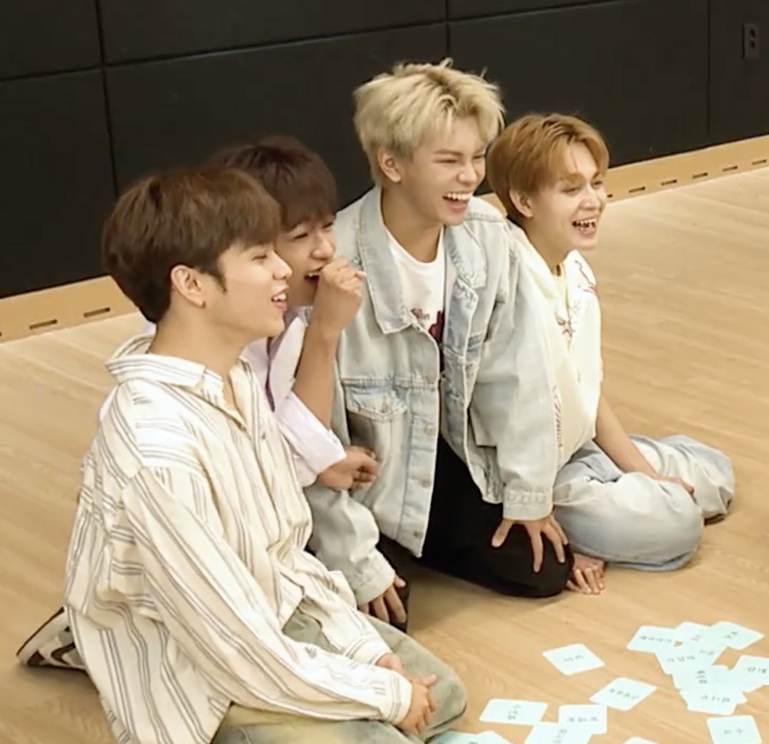 duweeeeyy's tweet photo. I will always protect these precious smiles. https://t.co/urQ1ksfPIM